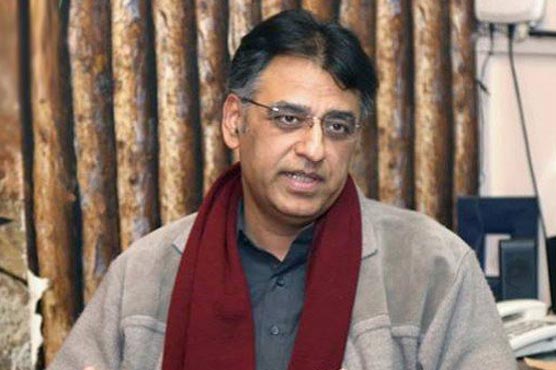 Asad Umar falls ill during flight from Islamabad to Karachi