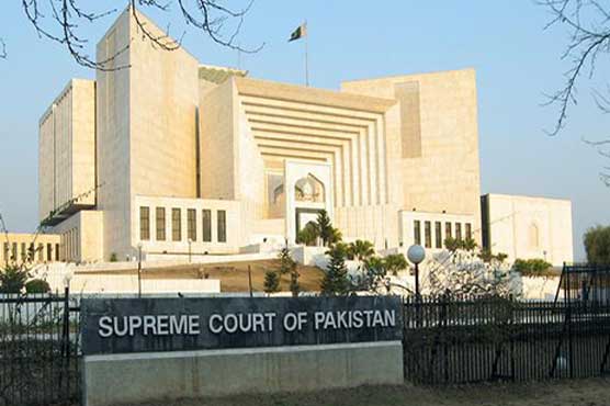 Panama Leaks case: Cannot hang people over newspaper clippings, SC tells PTI