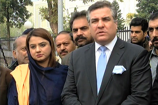 PML-N leaders lambast PTI over lack of evidence in Panamagate case