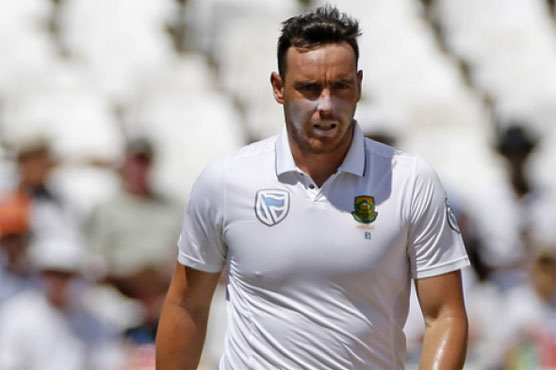 South Africa rocked by Abbott departure