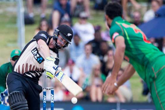 Munro smashes 101 as New Zealand post 195-7 in T20