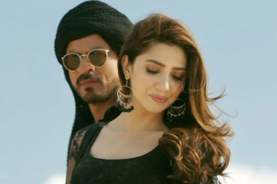 Mahira Khan sizzles in new Raees' song 'Zaalima'