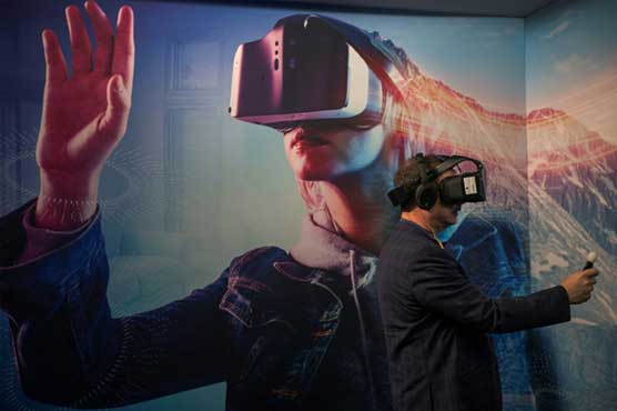 Virtual reality seeks momentum at CES gadget gala 