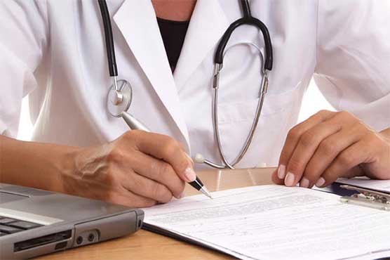 Bangladesh court orders doctors to write legibly