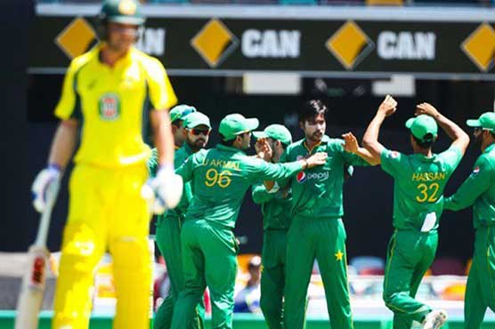 Pakistan restrict Australia to 268 in first ODI