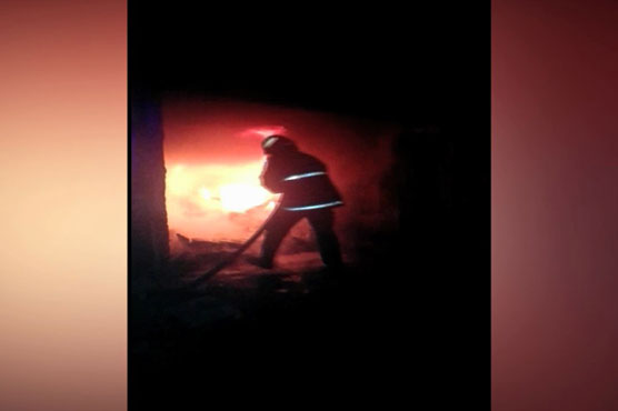 Lahore: Fire at timber godown causes huge loss