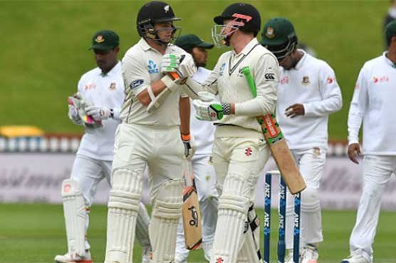 New Zealand beat Bangladesh by seven wickets in first Test