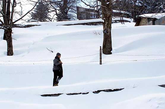 Freezing cold continues to grip upper parts of country