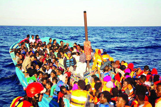New Med migrant boat disaster leaves 180 dead