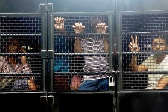 50 Pakistanis imprisoned in Bahrain for raising salary issue