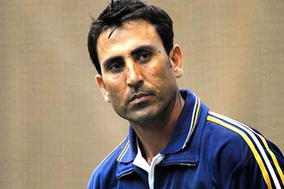 Younis Khan refuses to retire before completing 10,000 runs
