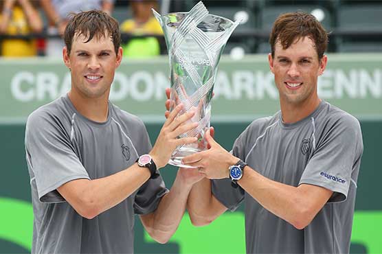 Tennis: Record-breaking Bryan brothers quit Davis Cup