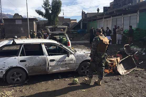 Parachinar traders shut shops, mourn blast victims
