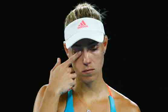 Kerber knocked out from Australian Open by Vandeweghe
