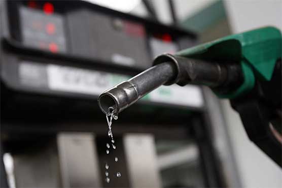 Karachi: Police officers allegedly involved in Iranian petrol, diesel sale