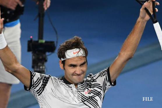 Federer beats Nadal in five-set Australian Open thriller