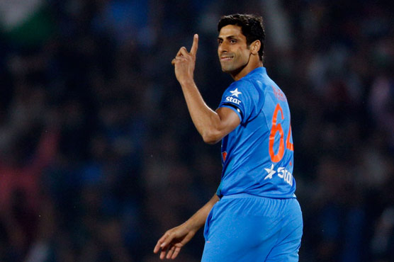 Nehra, Bumrah help India level T20 series against England