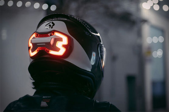This helmet bearing smart brake light can save lives