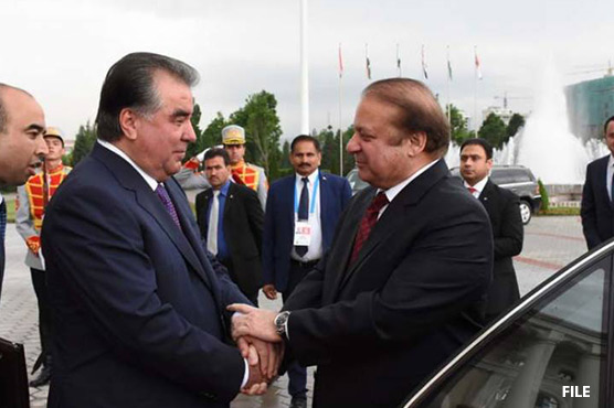 PM Nawaz, Tajikistan President hold one-on-one meeting