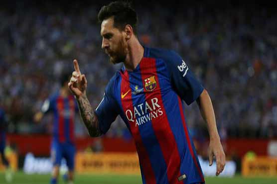 Messi commits to Barcelona until 2021