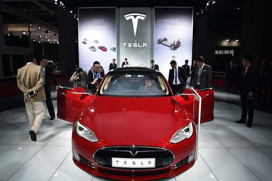 Tesla Model S fall short in crash test yet again
