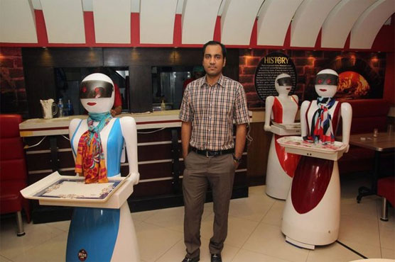 Pizza bytes! Multan enchanted by first robot waitresses
