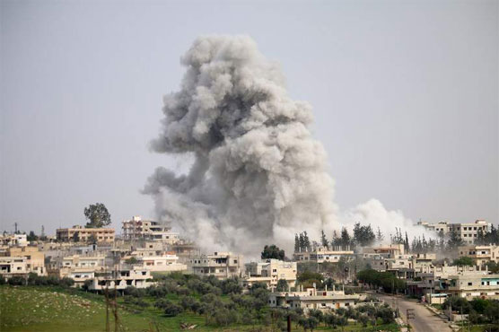 Deadly strikes hit Syria rebel town despite truce