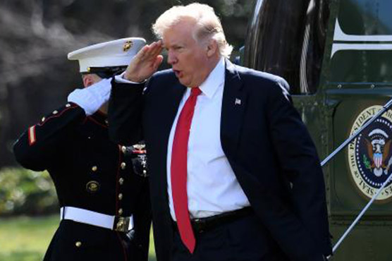 Trump bars commission of transgender people in US military