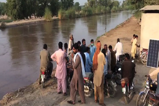 Man commits suicide after drowning four children in canal