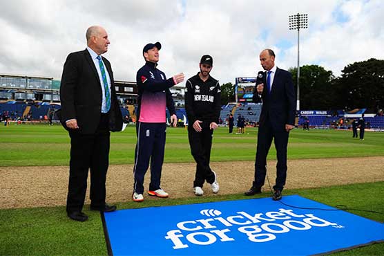 New Zealand bowl against England in Champions Trophy