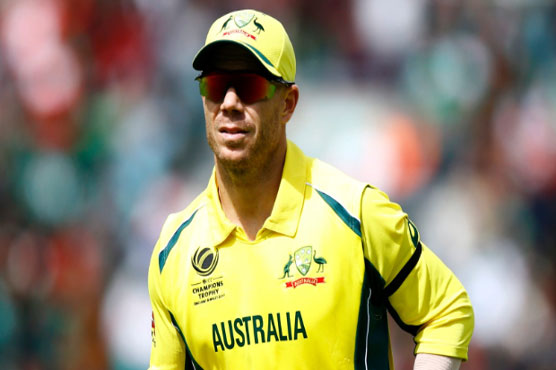 Warner slams CA over pay dispute video