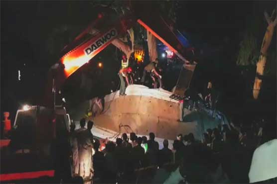 Uch Sharif: 6 killed as bus falls from overhead bridge