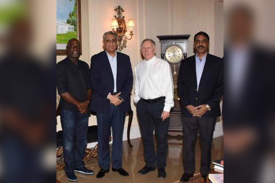 COAS hosts dinner for Vivian Richards and Ian Chappell