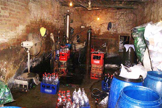Four factories sealed over producing unhygienic beverages in Nankana Sahib