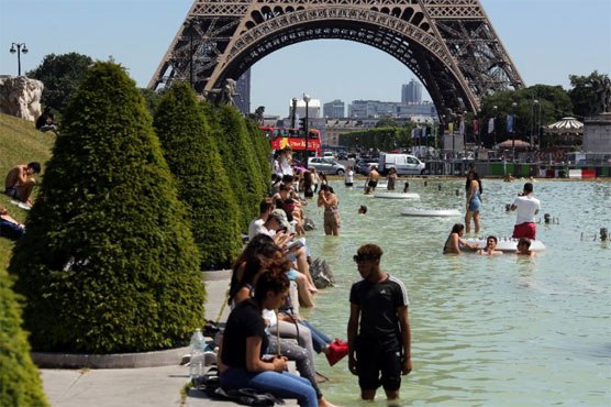 Heatwave scorches Europe, from London to Siberia