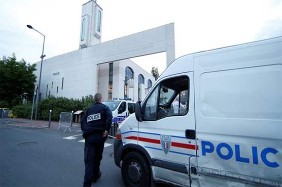 Man held after driving vehicle into barriers protecting Paris mosque