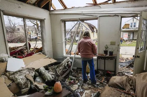 Storms that killed three in U.S. Midwest roll east with wind, hail