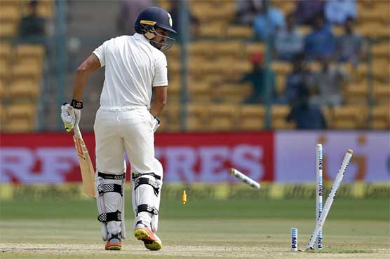 India 274 all out, set Australia 188 to win second Test