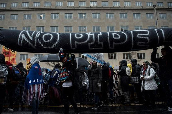Native Americans march on White House over Dakota pipeline