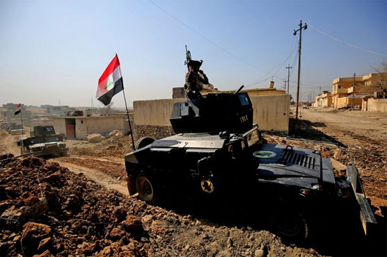 Iraq forces advance in Mosul as IS resistance 'weakens'
