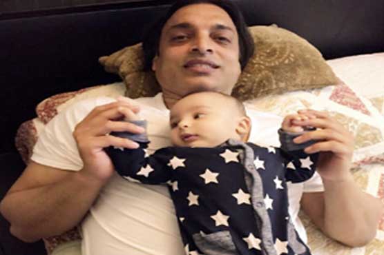 Shaoib Akhtar shares pictures of son on social media