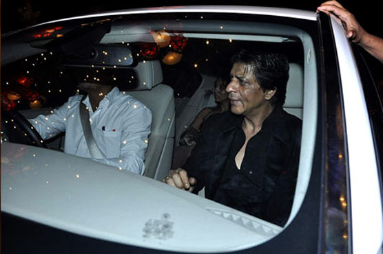 SRK's reaction when his car accidentally ran over a photographer