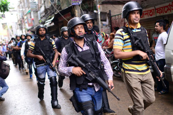 Six killed as Bangladesh police raid Islamist hideouts