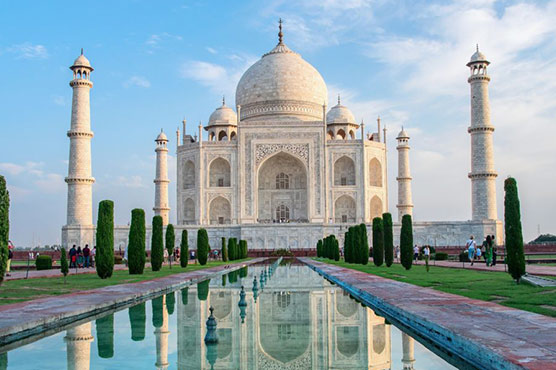 Taj Mahal receives terror threat: reports