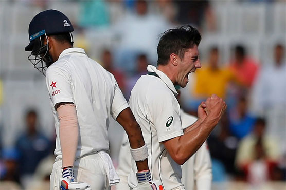 India reply strongly after Smith's epic knock