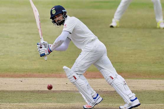Kohli shrugs off injury fears, bats at No.4 in Australia Test