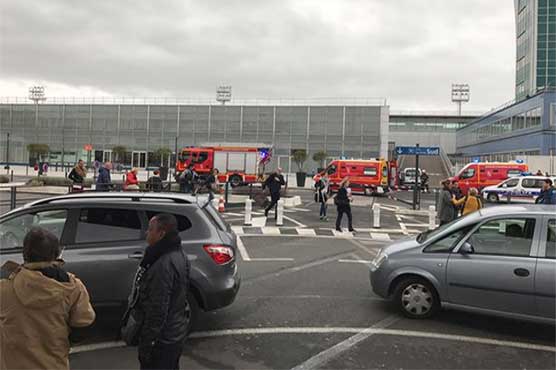 Man shot dead at Paris Orly airport after taking soldier's gun: official