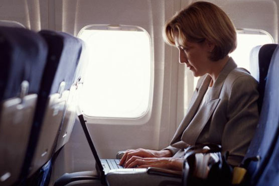 Laptop ban creates turbulence for airline profits