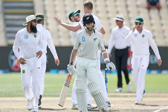 Williamson hits 176 as New Zealand lead grows