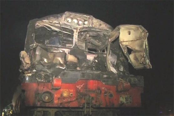 خواجہ سعد رفیق نے آئل ٹینکر ڈرائیور کو حادثے کا ذمہ دار قرار دے دیا